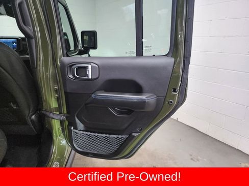 Used 2024 Jeep Wrangler Unlimited Rubicon 4xe image 29