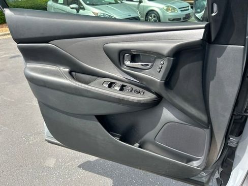 Used 2022 Nissan Murano SL AWD/4WD image 28