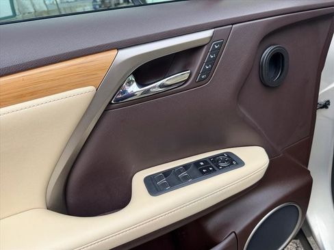 Used 2020 Lexus RX 450hL AWD w/ Premium Package image 12