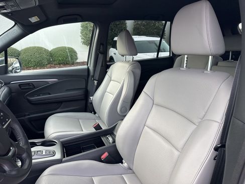 Certified 2023 Honda Passport EX-L image 20