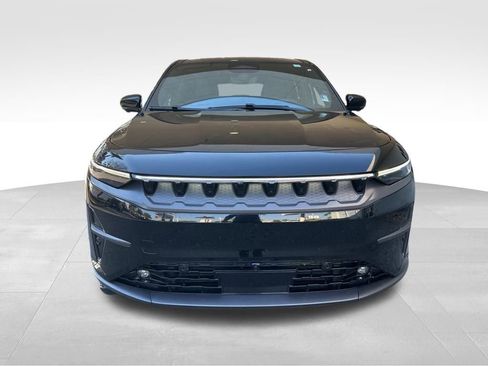 Used 2024 Jeep Wagoneer Launch Edition image 14