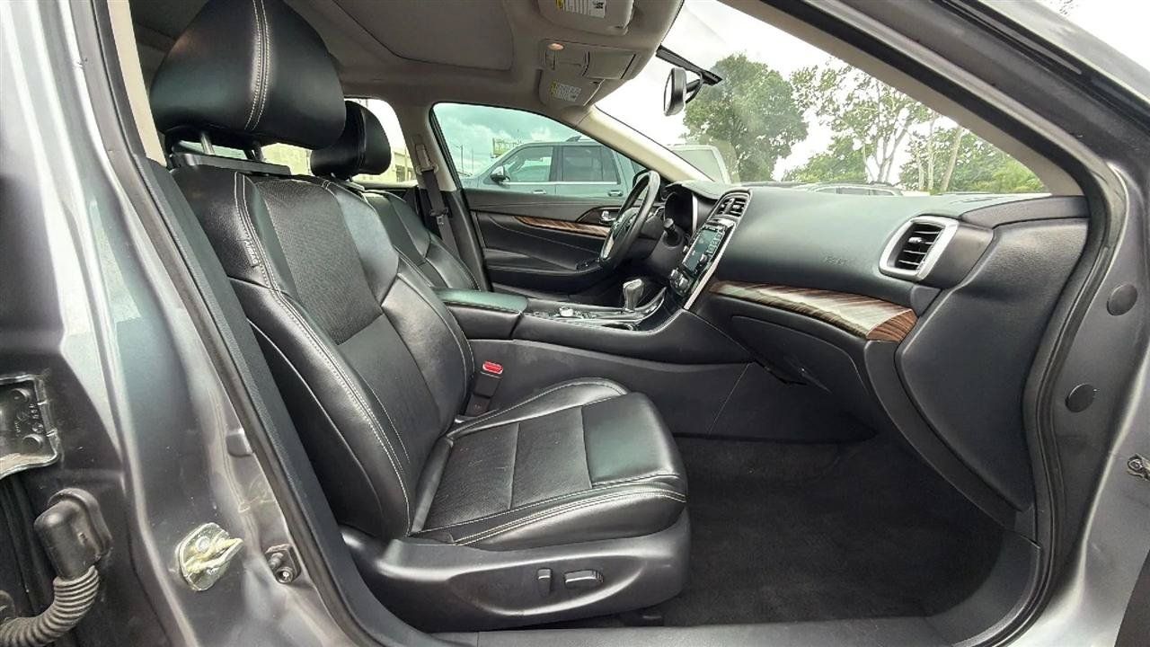 Used 2018 Nissan Maxima 3.5 SL FWD image 30