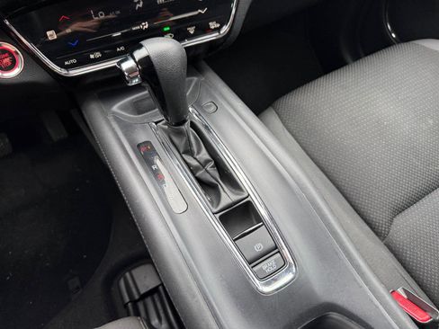 Used 2020 Honda HR-V EX image 27