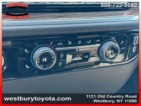 Used 2024 Chevrolet Silverado 1500 LT AWD/4WD image 28