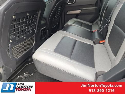 Used 2022 Ford Bronco Black Diamond AWD/4WD image 30
