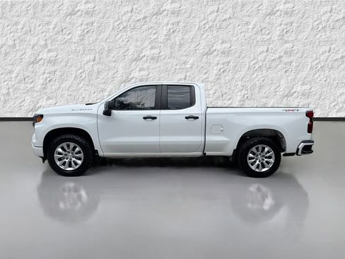 Used 2023 Chevrolet Silverado 1500 Custom AWD/4WD image 6