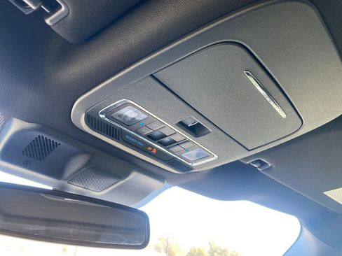 Used 2022 Ford F150 Platinum image 23