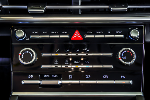 Certified 2026 Hyundai Santa Fe SE FWD image 16