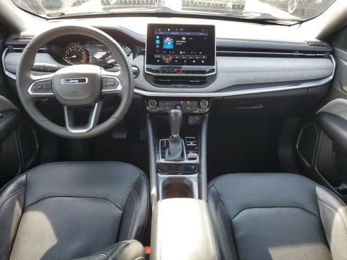 Used 2023 Jeep Compass Latitude AWD/4WD image 24