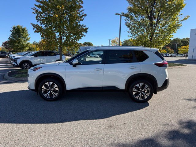 Certified 2023 Nissan Rogue SV w/ SV Premium B Package AWD/4WD image 9