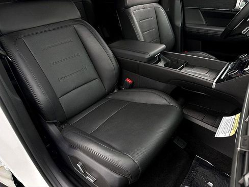 Certified 2025 Hyundai Santa Fe Limited image 23