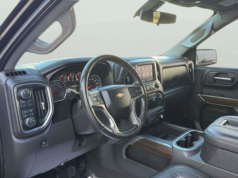 Used 2019 Chevrolet Silverado 1500 RST AWD/4WD image 11