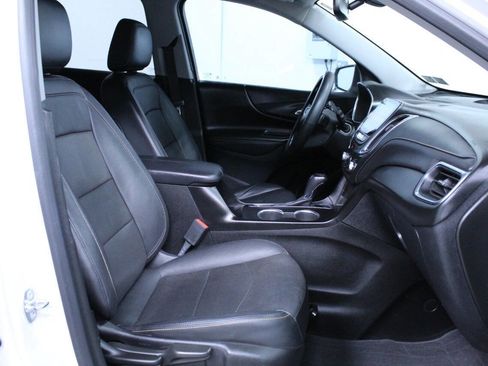 Used 2019 Chevrolet Equinox Premier image 32
