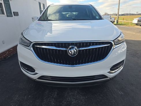 Used 2020 Buick Enclave Essence w/ Sound and Sites Package image 10