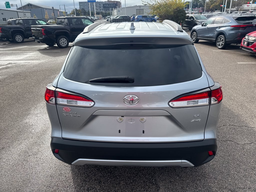 Used 2023 Toyota Corolla Cross LE w/ Moonroof Package AWD/4WD image 6