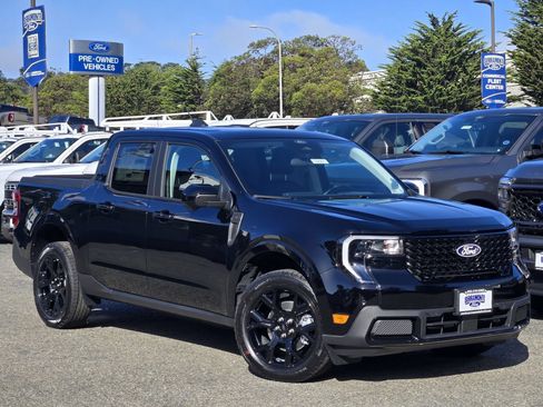 New 2026 Ford Maverick Lariat AWD/4WD image 2