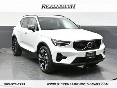 Used 2025 Volvo XC40 B5 Plus