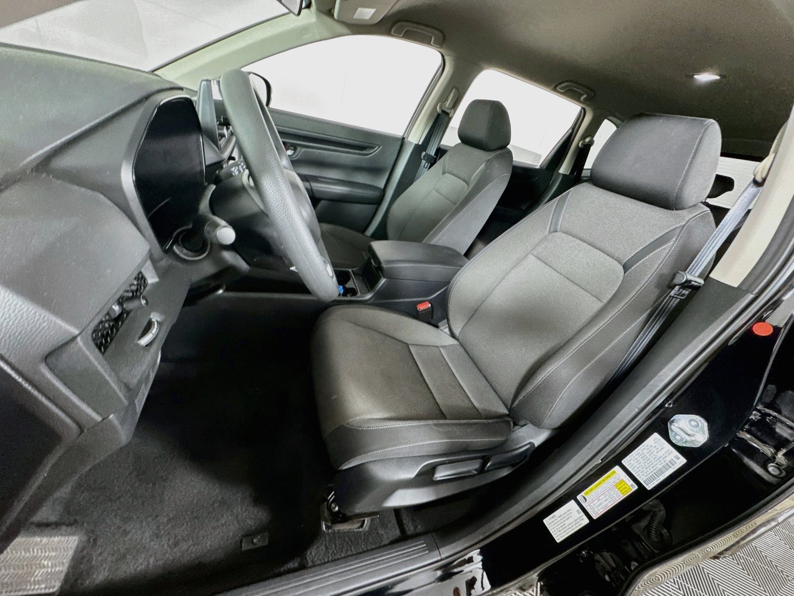 Used 2025 Honda CR-V LX image 12