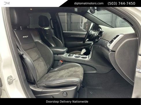 Used 2020 Jeep Grand Cherokee SRT AWD/4WD image 20