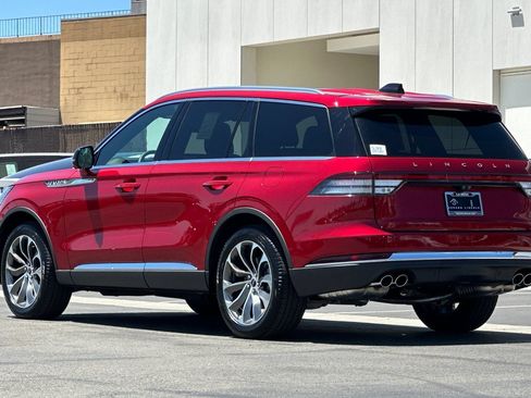 New 2026 Lincoln Aviator Reserve w/ Illumination Package RWD image 5