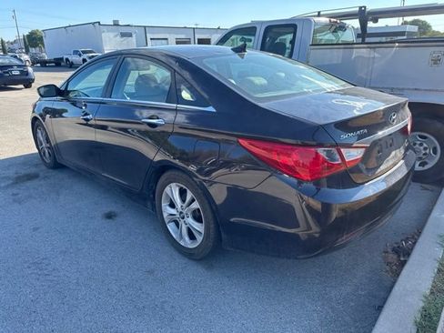 Used 2011 Hyundai Sonata Limited w/ Navigation Pkg 5 FWD image 4