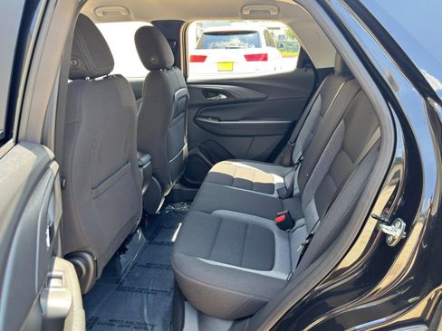 Used 2026 Chevrolet TrailBlazer LS FWD image 36