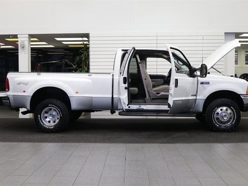 Used 2000 Ford F350 XLT image 54