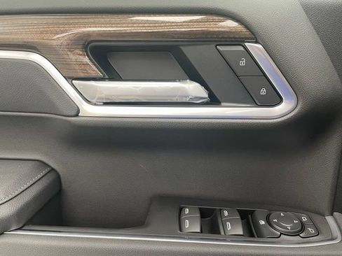 New 2026 Chevrolet Silverado 1500 RST w/ Convenience Package II AWD/4WD image 11