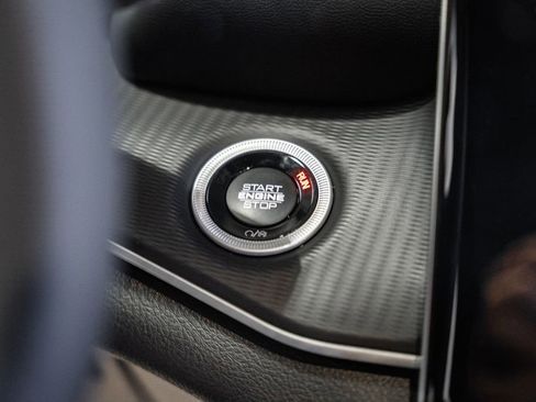 New 2025 Jeep Grand Cherokee Altitude image 25