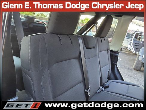 Certified 2022 Jeep Wrangler Unlimited Sahara image 30