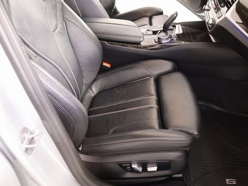 Used 2019 BMW 540i xDrive w/ Convenience Package image 14