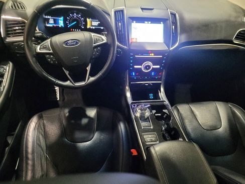 Used 2019 Ford Edge Titanium w/ Equipment Group 301A image 22