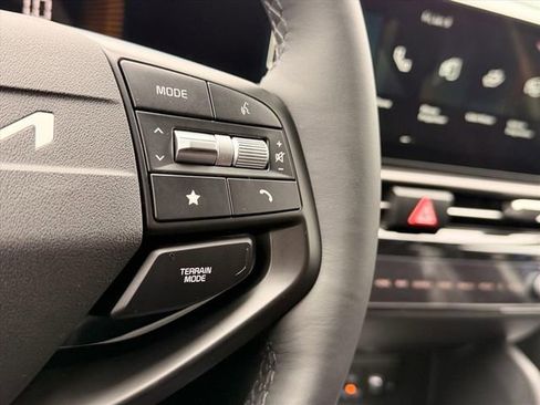New 2026 Kia Sportage EX AWD/4WD image 17