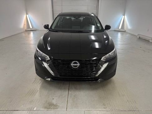 New 2025 Nissan Sentra SV w/ Trunk Package image 2