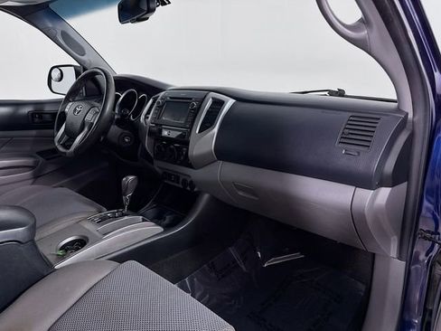 Used 2013 Toyota Tacoma PreRunner w/ TRD Sport Pkg RWD image 25