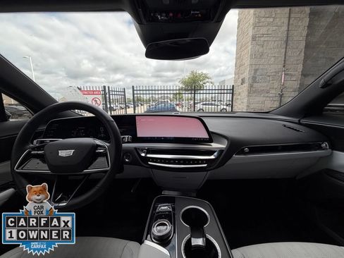 Used 2024 Cadillac Lyriq Luxury RWD image 27