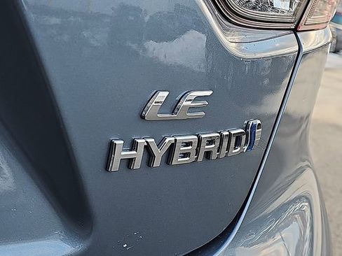 Used 2024 Toyota Corolla LE image 31