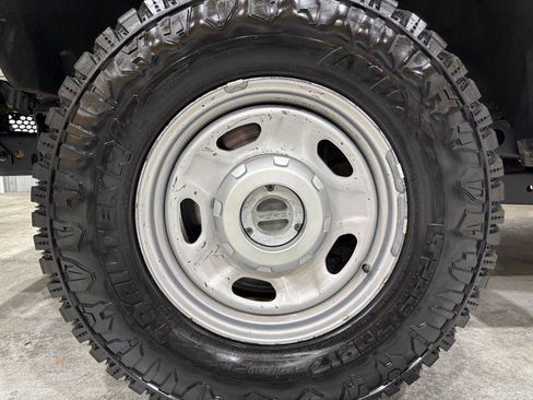 Used 2022 Ford F250 XL w/ Power Equipment Group image 26