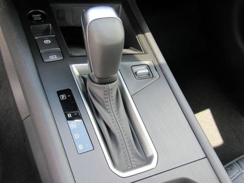 New 2026 Nissan Kicks SV w/ Cold Weather Package FWD image 23