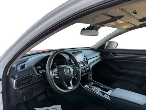 Used 2021 Honda Accord EX image 9