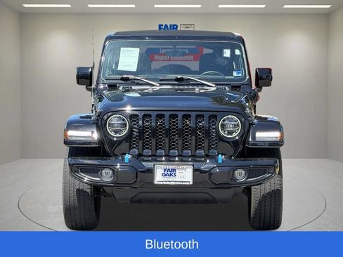 Used 2021 Jeep Wrangler Unlimited Sahara AWD/4WD image 5
