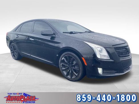 Used 2017 Cadillac XTS Luxury image 3