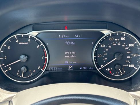Used 2025 Nissan Altima 2.5 SV FWD image 40