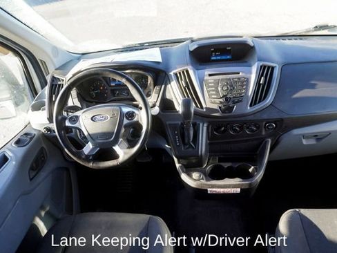 Used 2019 Ford Transit 150 XLT image 9