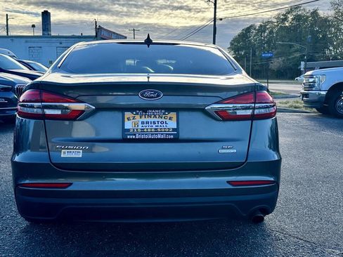 Used 2019 Ford Fusion SE image 6