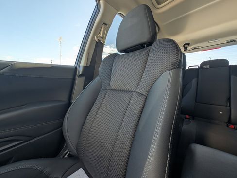 Used 2023 Subaru Forester Premium image 13