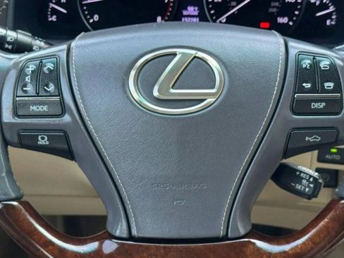 Used 2013 Lexus LS 460 L w/ Ultra Luxury Pkg AWD/4WD image 37
