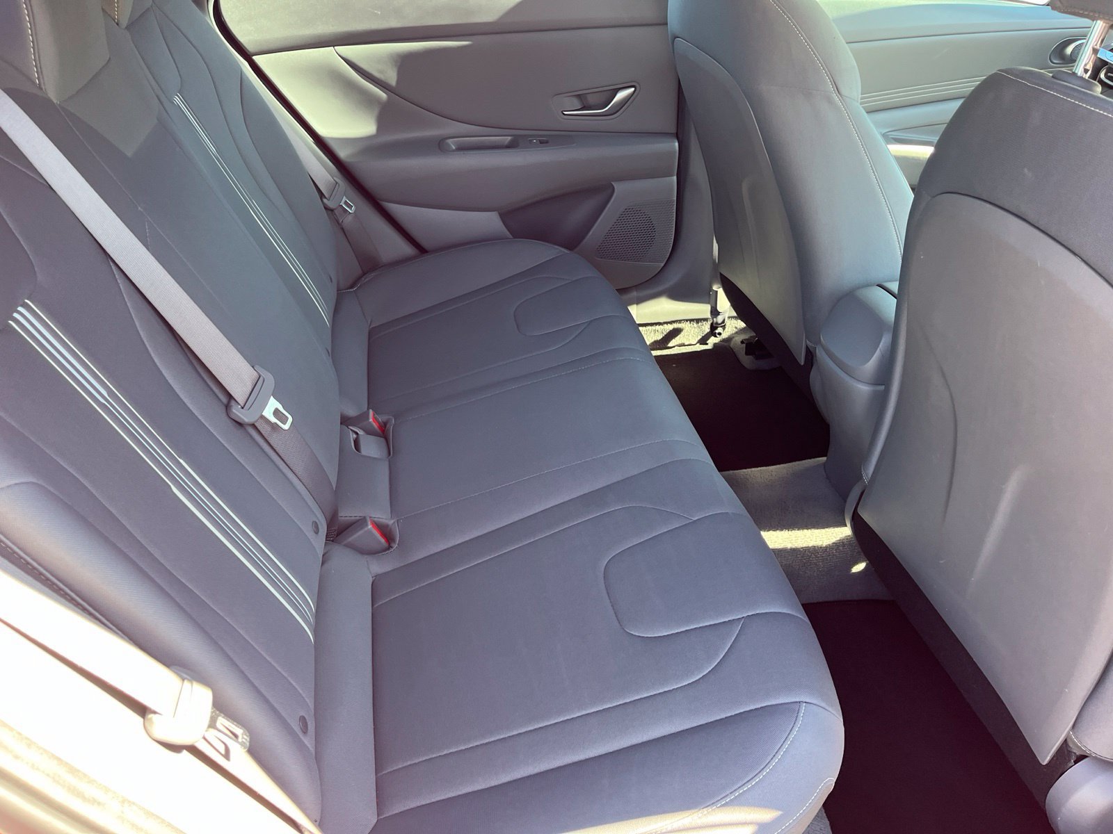 Used 2023 Hyundai Elantra SEL w/ Convenience Package FWD image 16