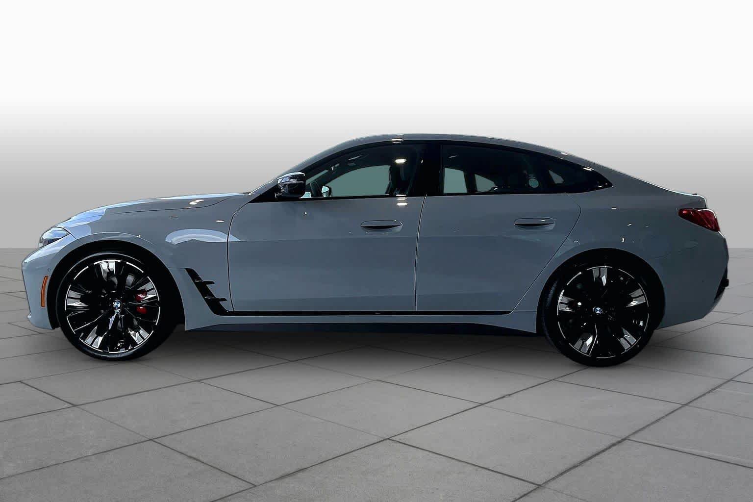 New 2026 BMW M440i w/ Premium Package RWD image 13