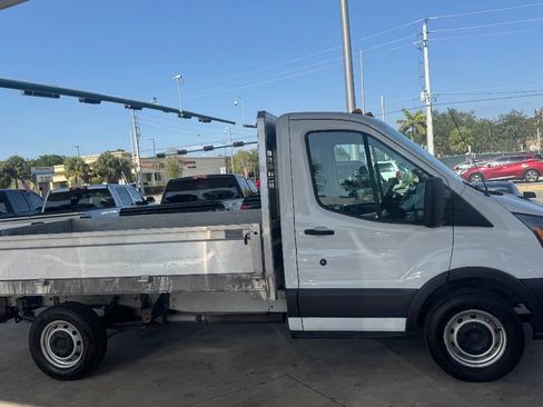 Used 2018 Ford Transit 250 138 RWD image 4